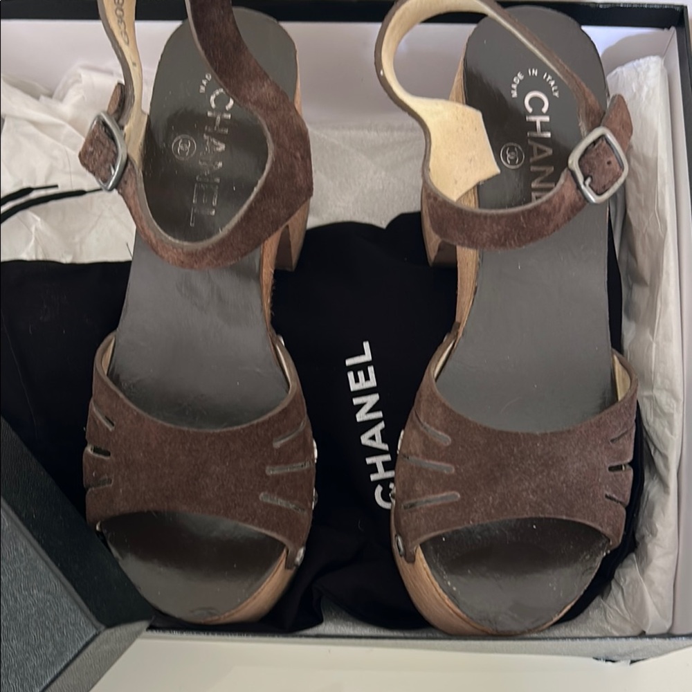 CHANEL Brown Suede Sandals